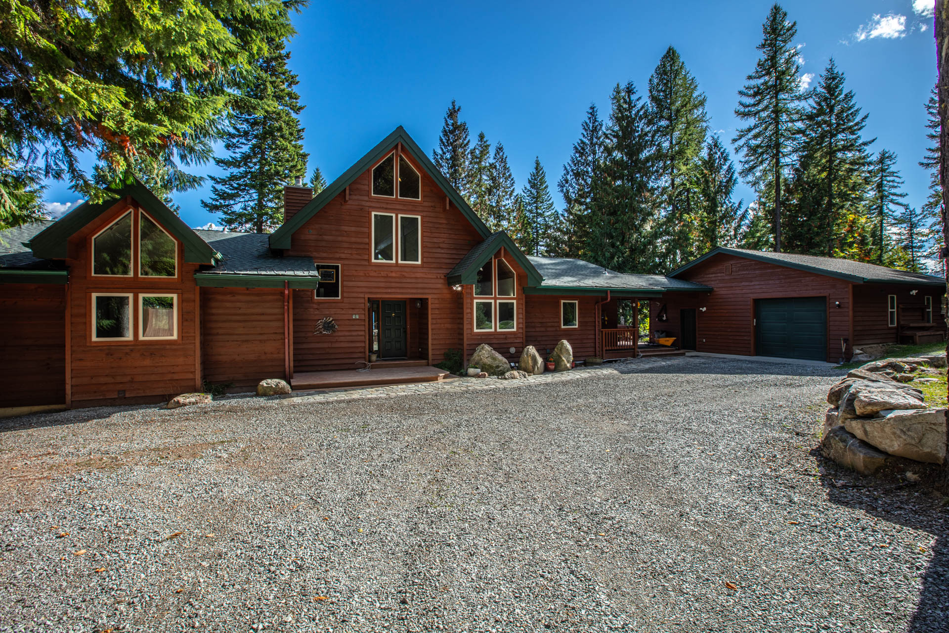 North Idaho Living at its Best!